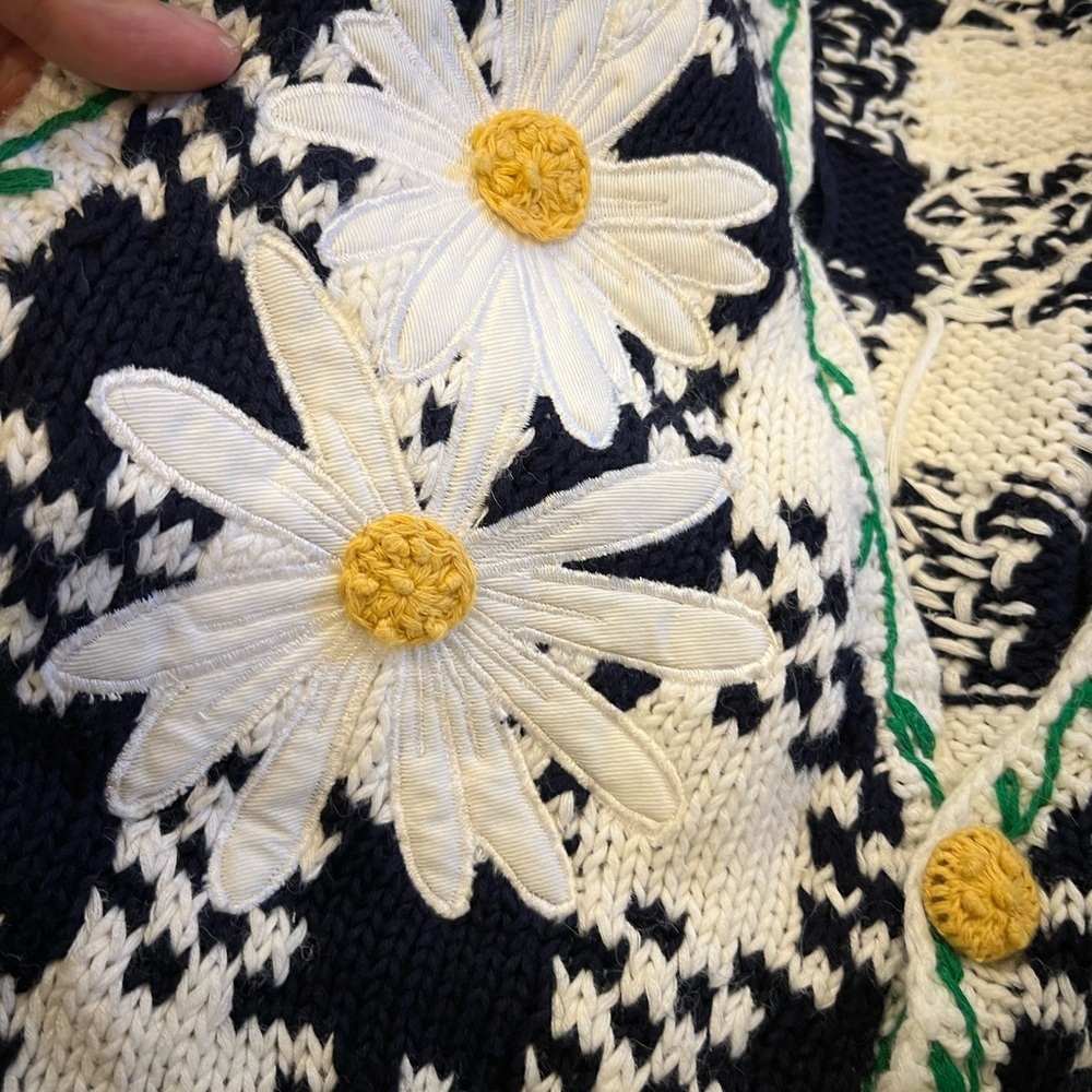 Navy & White Daisy Knit Vest with Yellow Accents - Picture 4 of 10